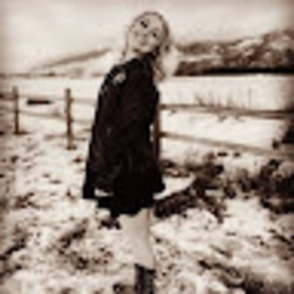 Meet your Posher, Cheyene - Picture 1 of 1